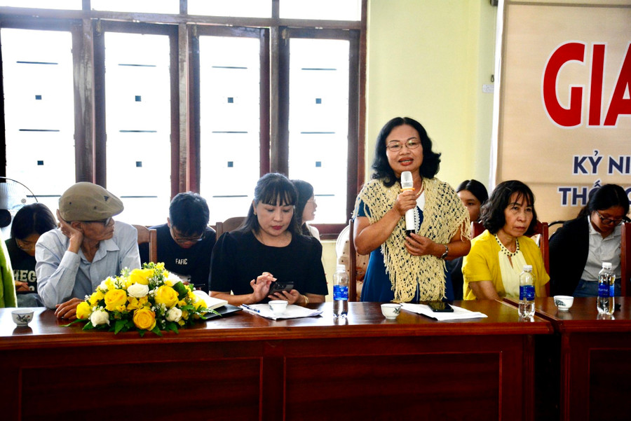 Tiến sĩ Nguyễn Thị Kim Vân cho rằng để có những tác phẩm hay về đề tài dân tộc thiểu số, người cầm bút cần có hiểu biết sâu sắc về văn hóa Tây Nguyên. Ảnh: Lam Nguyên Tiến sĩ Nguyễn Thị Kim Vân cho rằng để có những tác phẩm hay về đề tài dân tộc thiểu số, người cầm bút cần có hiểu biết sâu sắc về văn hóa Tây Nguyên. Ảnh: Lam Nguyên