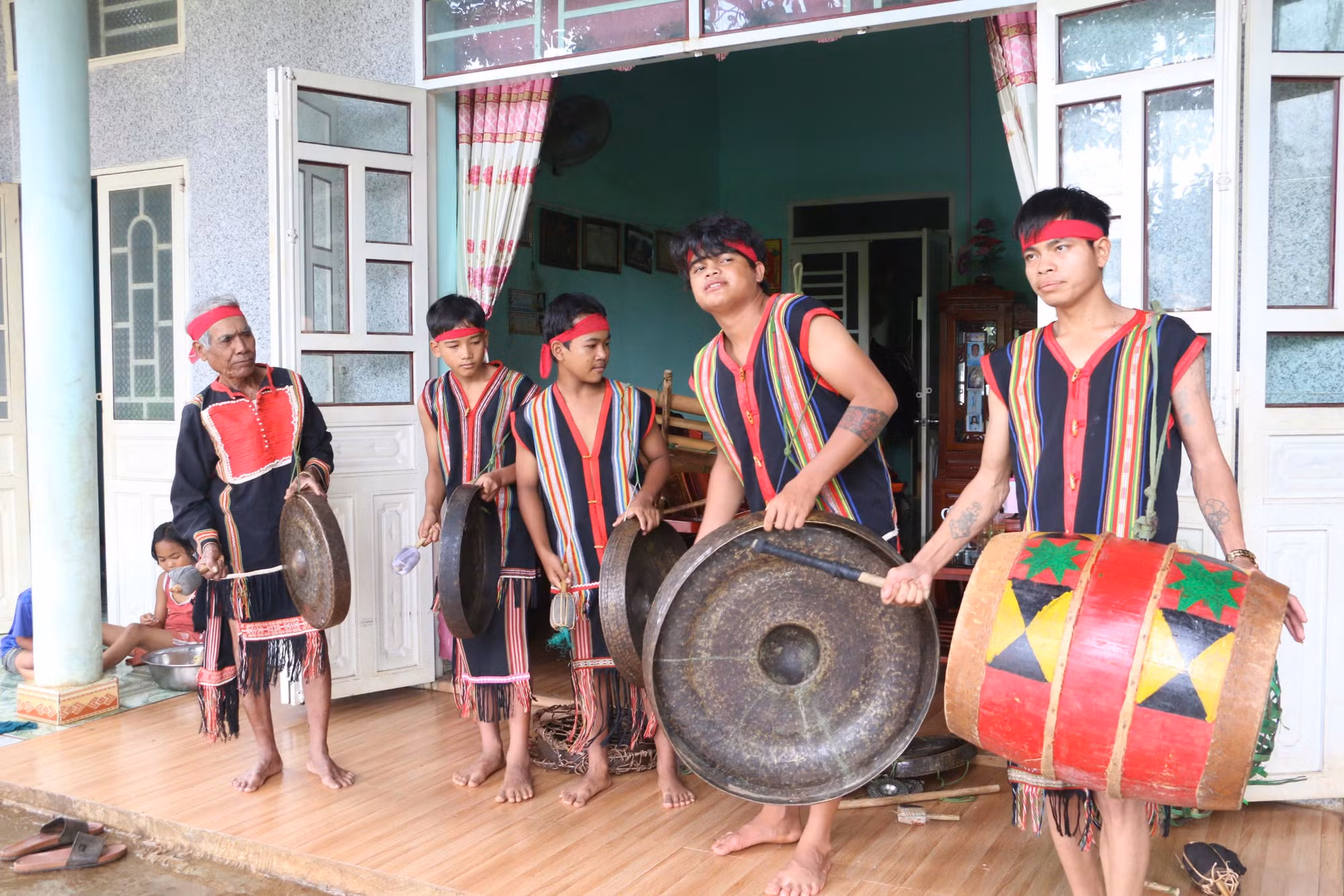 nghe-nhan-ak.jpg