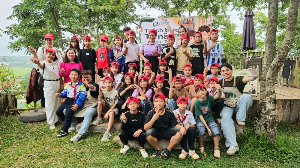 Hoạt động trải nghiệm làm gốm được nhà trường tổ chức hàng năm nhằm khơi gợi tư duy sáng tạo và giúp các em hiểu hơn về giá trị của nghề gốm truyền thống. Ảnh: Ngọc Duy 20250410-1115530.jpg