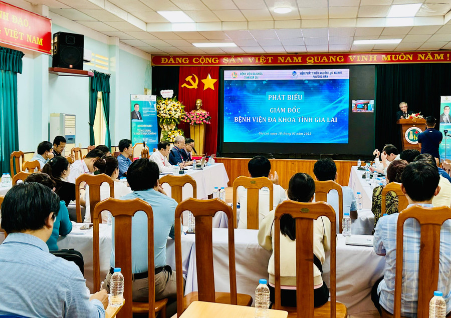 Quang cảnh khóa tập huấn. Ảnh: Như Nguyện z6612996843654-a908b82702434cd9537b6b77b667e6e8.jpg