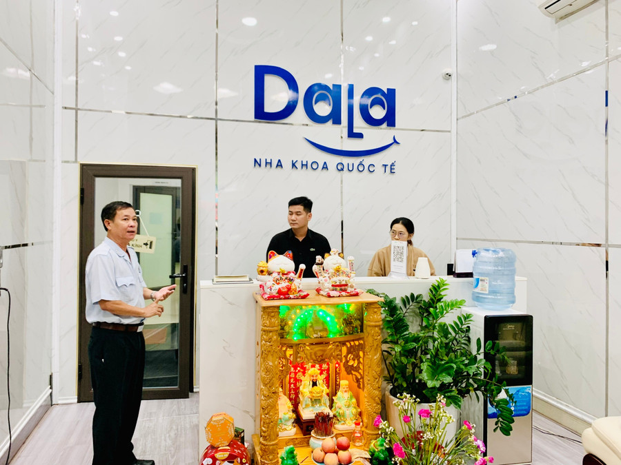 UBND tỉnh cũng yêu cầu tăng cường công tác quản lý nhà nước đối với các cơ sở hành nghề y, dược tư nhân. Ảnh: Như Nguyện z6569506103853-b09122bc7097907655908cd6e37d71bf.jpg
