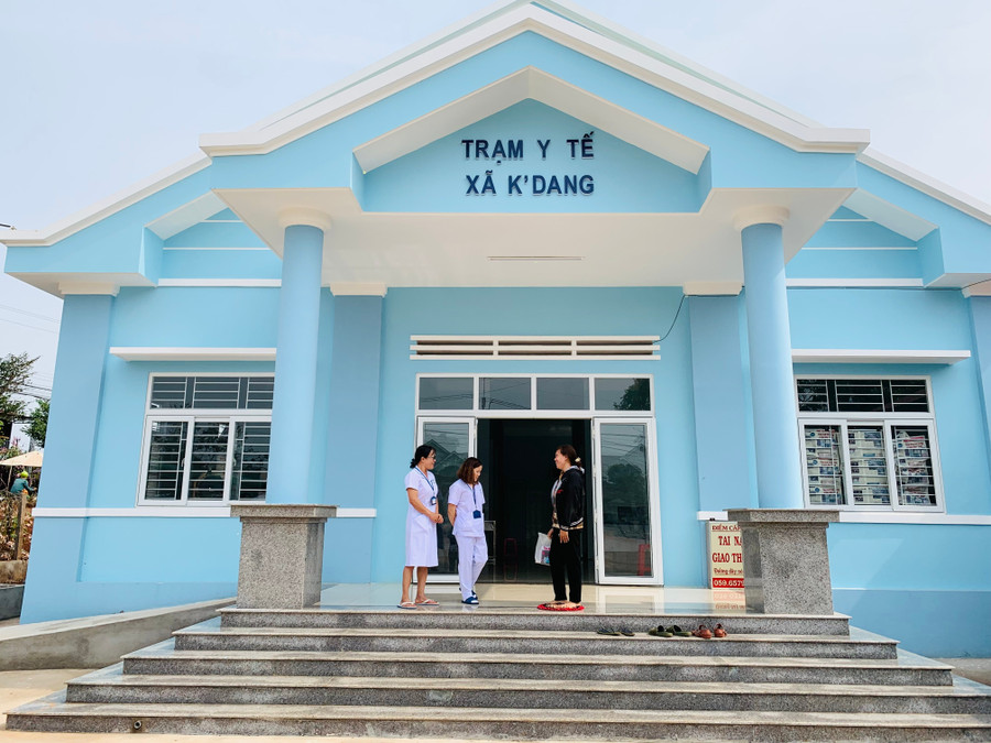 UBND tỉnh thống nhất về đề nghị chưa triển khai đánh giá Bộ tiêu chí quốc gia về y tế xã trên địa bàn tỉnh. Ảnh: Như Nguyện tram-y-te-xa-kdang-huyen-dak-doa-duoc-dau-tu-xay-dung-moi-ngay-cang-thu-hut-benh-nhan-den-kham-anh-nhu-nguyen.jpg