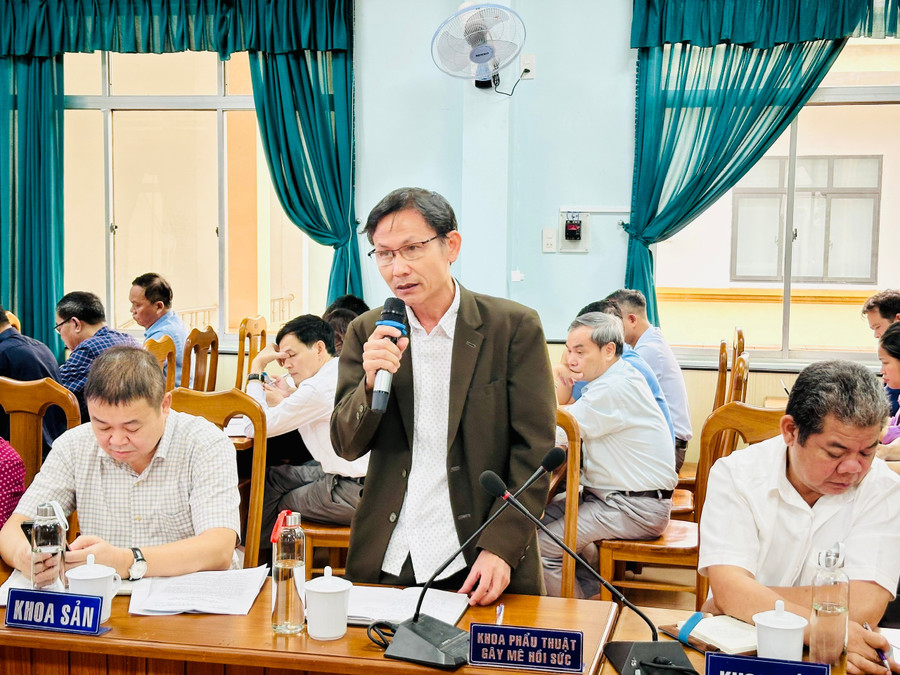 Hội nghị ghi nhận nhiều ý kiến, kiến nghị của đại diện các đơn vị y tế nhằm góp phần nâng cao công tác y tế trên địa bàn tỉnh. Ảnh: Như Nguyện z6956908903624-9bb42a93dcacfb7e531e78431877ef84.jpg