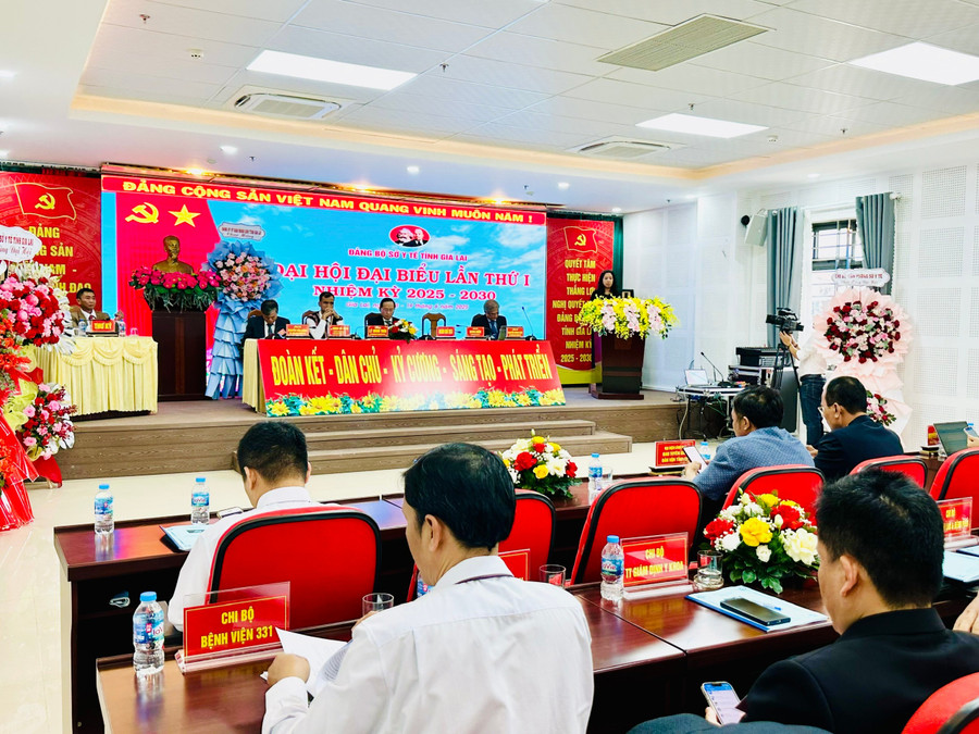 Quang cảnh Đại hội đại biểu Đảng bộ Sở Y tế lần thứ I, nhiệm kỳ 2025- 2030. Ảnh: Như Nguyện z6720884224773-cc29b9e7e6ce335bdece8dfa2694bbf4.jpg