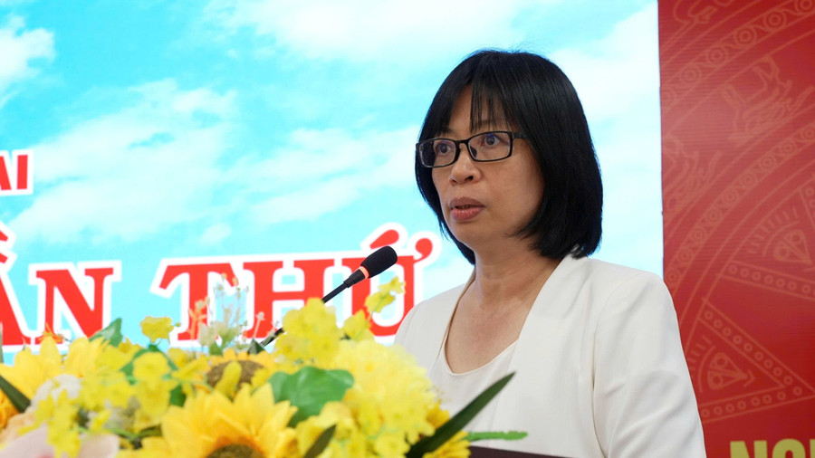 Đồng chí Nguyễn Thị Thanh Lịch-Tỉnh ủy viên, Phó Bí thư Ban cán sự đảng, Phó Chủ tịch UBND tỉnh phát biểu chỉ đạo tại đại hội. Ảnh: Hồng Quý z6722286879442-7d0ac60c478ac3f41374faf7dc5c32a5.jpg