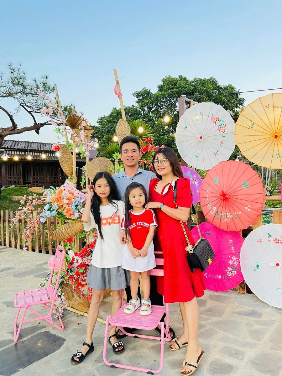 Gia đình anh chị Vương-Hồng. Ảnh: NVCC gia-dinh-anh-chi-vuong-hong-anh-nvcc.jpg