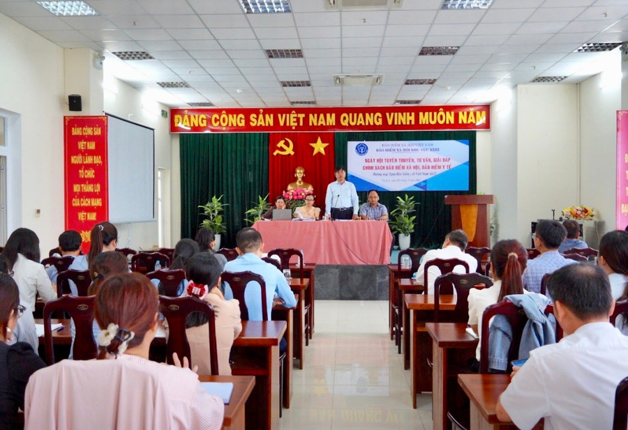 Quang cảnh ngày hội. Ảnh: CTV z6761277495761-69313b94ca665323ffa83eb39eb83917.jpg