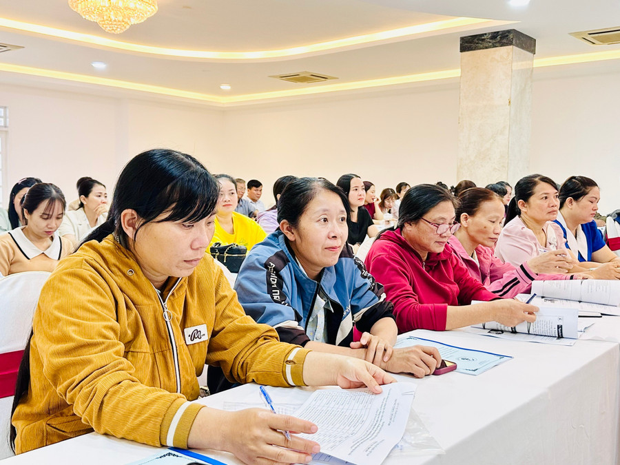 Gần 300 viên chức dân số Gia Lai được tập huấn về nâng cao năng lực, kỹ năng chăm sóc sức khỏe người cao tuổi. Ảnh: Như Nguyện z7166572821712-5fb48d448b0d417edc40334effd69b6f.jpg