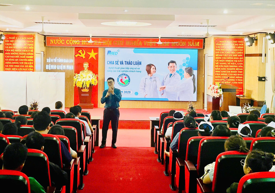 Quang cảnh lớp tập huấn. Ảnh: CTV z7077604136516-5bee4d86580b607bc111d1c9259927b1.jpg