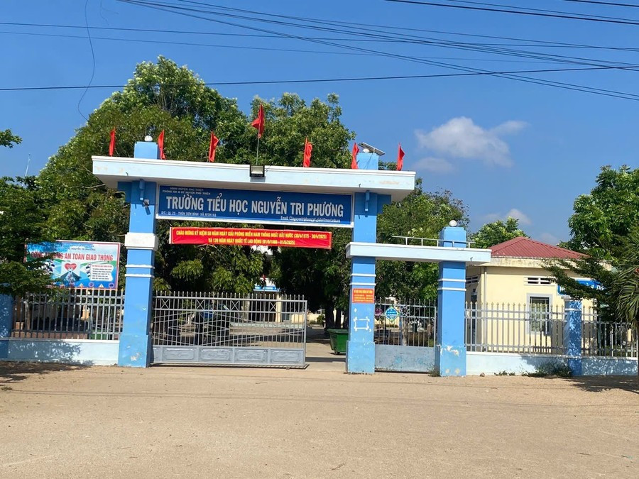 Trường Tiểu học Nguyễn Tri Phương (xã Ayun Hạ, huyện Phú Thiện) nơi xảy ra vụ việc thầy giáo Tổng phụ trách Đội bị tố cáo có hành vi dâm ô với nhiều học sinh nữ. Ảnh: Văn Ngọc doi-tuong-ly-la-giao-vien-cua-truong-tieu-hoc-nguyen-tri-phuong-anh-van-ngoc.jpg
