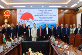 Lãnh đạo tỉnh Gia Lai tiếp xã giao Đoàn đại biểu tham dự Chương trình “Du xuân hữu nghị”