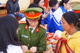 Chợ Tết 0 đồng “Tết nhân ái” Xuân Ất Tỵ 2025 tại xã Chư Á