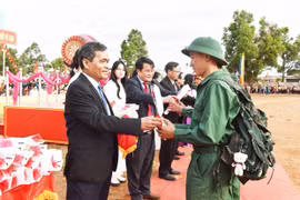 TRỰC TIẾP: Gia Lai nô nức ngày hội tòng quân