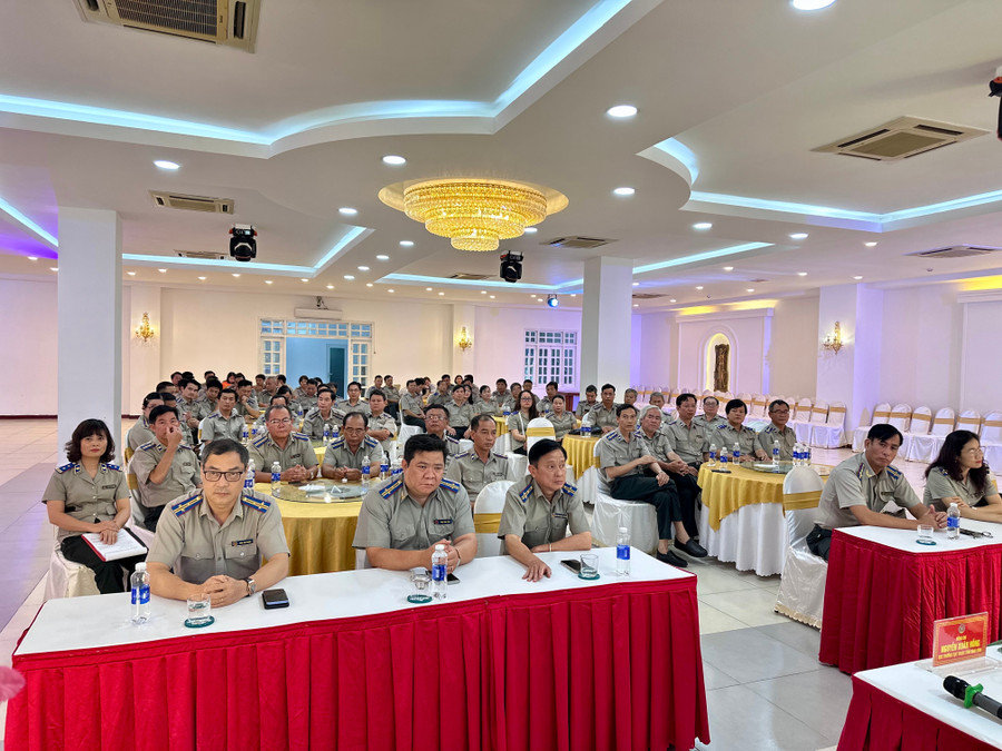 Cục Thi hành án dân sự 2 tỉnh Gia Lai và Bình Định làm việc về công tác tổ chức bộ máy khi sáp nhập. Ảnh: Hà Duy cuc-thi-hanh-an-dan-su-2-tinh-gia-lai-va-binh-dinh-lam-viec-ve-cong-tac-to-chuc-bo-may-khi-sap-nhap-anh-ha-duy.jpg