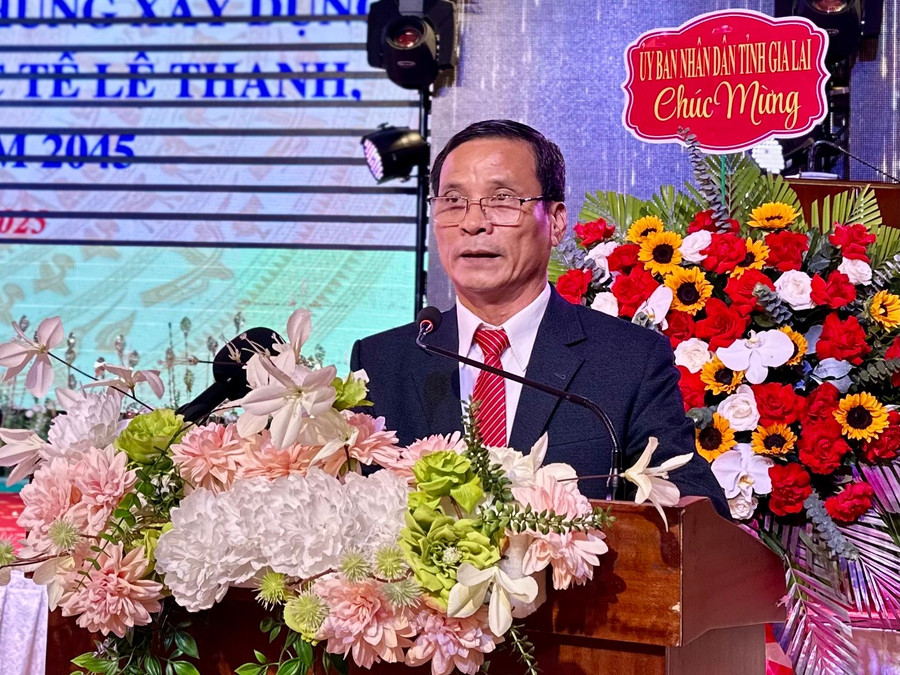Ông Nguyễn Như Trình-Trưởng Ban Quản lý Khu Kinh tế tỉnh cho biết: "Khu Kinh tế Cửa khẩu Quốc tế Lệ Thanh được xác định có 4 tính chất chức năng". Ảnh: Hà Duy ong-nguyen-nhu-trinh-truong-ban-quan-ly-khu-kinh-te-tinh-phat-bieu-tai-hoi-nghi-anh-ha-duy.jpg
