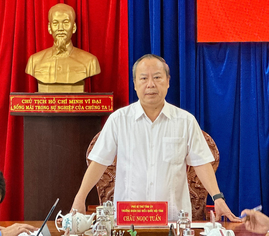dong-chi-pho-bi-thu-tinh-uy-chau-ngoc-tuan-phat-bieu-tai-buoi-lam-viec.jpg