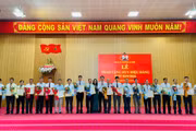 Đảng ủy phường An Khê trao huy hiệu Đảng cho 149 đảng viên đợt 2-9