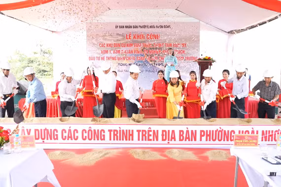 Hoài Nhơn Đông khởi công loạt dự án hạ tầng gần 20 tỷ đồng