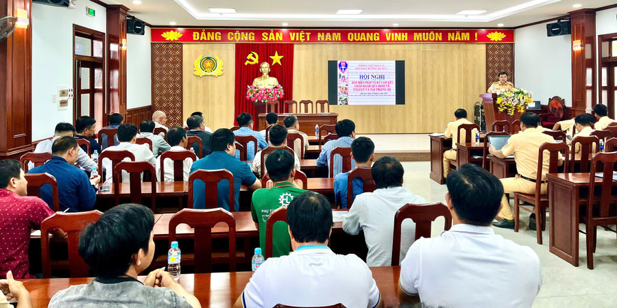 Quang cảnh hội nghị. Ảnh: N.L z6919525463017-5b8a42fc3c64c66011a960bdf66db54b.jpg