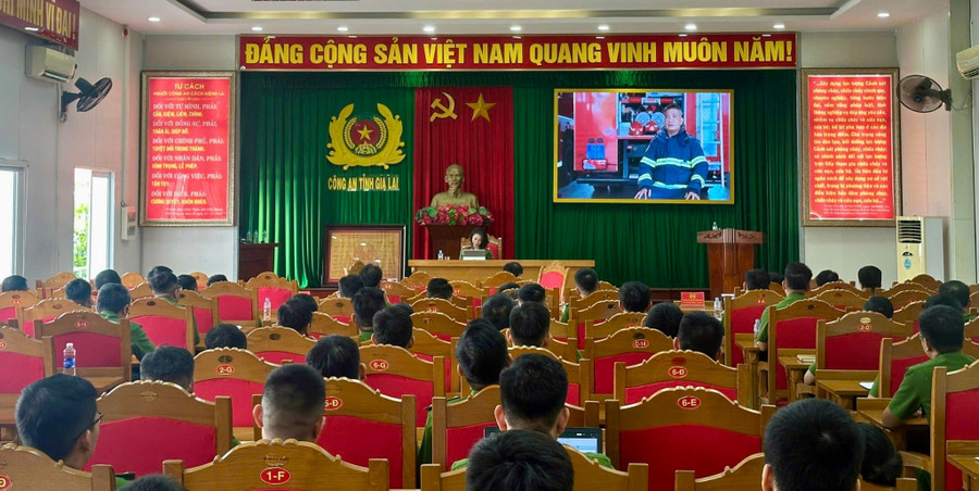 quang-canh-tap-huan.jpg