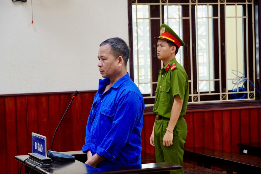 Bị cáo Chương tại phiên tòa sơ thẩm ngày 30-9. Ảnh: N.L bi-cao-chuong-tai-phien-toa.jpg