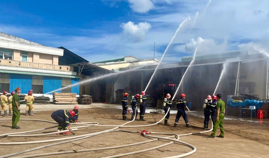 Quảng cảnh buổi diễn tập. Ảnh: N.L quang-canh-buoi-dien-tap-7116.jpg
