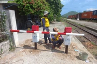 Xóa bỏ 5 lối đi tự mở trên tuyến đường sắt Bắc - Nam