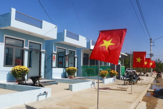 Sớm ổn định chỗ ở cho người dân tại vùng thiên tai