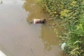 Bình Định: Phát hiện thi thể đang phân hủy bên bờ suối