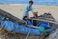 Tình người miền biển: Những người hùng bình dị