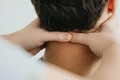 Massage cổ vai gáy không đúng cách gây ra những nguy cơ gì?