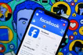 Facebook phiên bản web sập trên toàn cầu