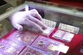 Giá vàng SJC tăng mạnh, bỏ xa vàng nhẫn