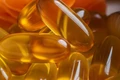Uống dầu cá mỗi ngày có làm tăng cholesterol trong máu?