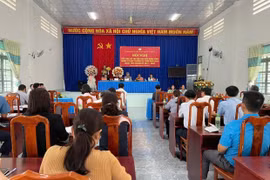 Quang cảnh hội nghị tiếp xúc cử tri. Ảnh: Vũ Chi