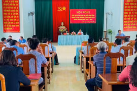 Quang cảnh buổi tiếp xúc cử tri. Ảnh: Vũ Chi