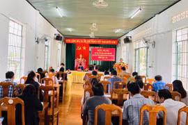 Quang cảnh buổi tiếp xúc cử tri. Ảnh: Vũ Chi