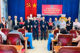 Ban Chấp hành Hội NCT huyện ia Pa nhiệm kỳ 2024-2029 ra mắt Đại hội. Ảnh: Vũ Chi