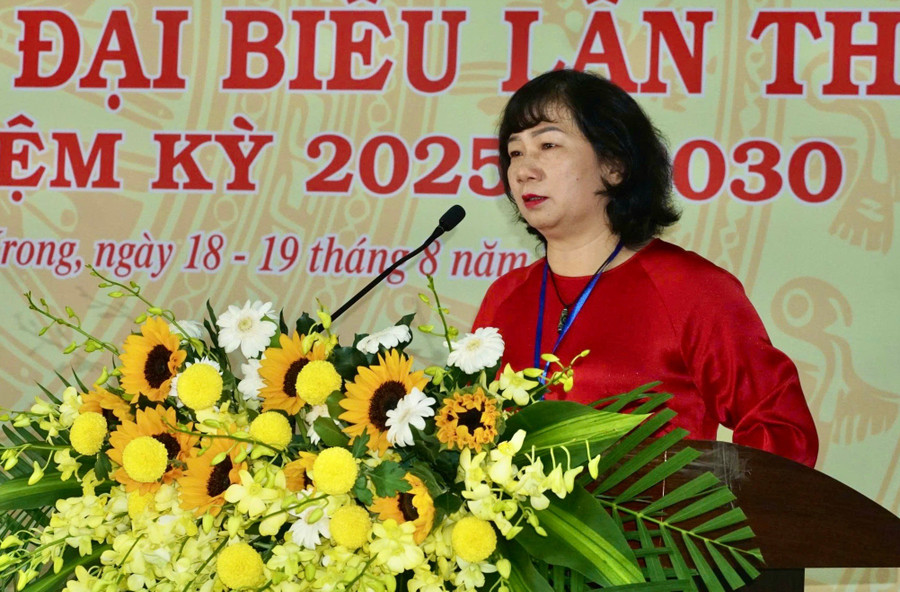 Đồng chí Phạm Thị Tố Hải-Ủy viên Ban Thường vụ Tỉnh ủy, Giám đốc Sở Nội vụ phát biểu chỉ đạo tại Đại hội. Ảnh: Minh Phương kr-4.jpg
