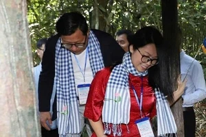 'Đất thép' nở hoa