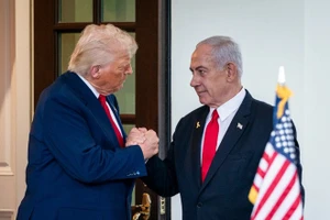 Tổng thống Donald Trump ngăn chặn kế hoạch của Israel tấn công Iran