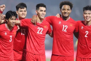 Xuân Son lại ghi bàn hạ Singapore, tuyển Việt Nam vào chung kết AFF Cup 2024