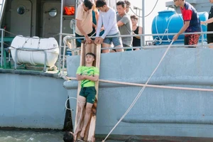 TP.HCM nghĩa tình: Tấm lòng người lính nơi đầu sóng