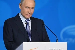 Tổng thống Putin lại ra lệnh ngừng bắn với Ukraine