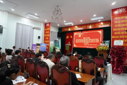 Thuế cơ sở 8 tập huấn chuyển đổi mô hình quản lý thuế đối với hộ kinh doanh