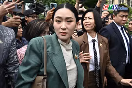 Tin thế giới 21h ngày 01-07: Thủ tướng Thái Lan bị đình chỉ chức vụ