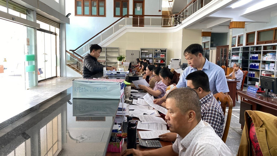 Từ ngày 1-7-2025, Kho bạc Nhà nước khu vực XV chính thức đi vào hoạt động theo địa giới đơn vị hành chính 2 tỉnh Gia Lai và Quảng Ngãi mới. Ảnh: Sơn Ca kho-bac-nha-nuoc-khu-vuc-xiv-tap-trung-giai-ngan-nguon-von-dau-tu-phat-trien-chuong-trinh-mtgq-phat-trien-ktxh-vung-dbdtts-mien-nui.jpg
