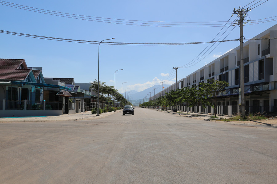 L'infrastructure technique du parc industriel Becamex VSIP Binh Dinh a été construite de manière synchrone. Photo : T.SY 42.jpg
