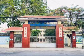 Sở Giáo dục và Đào tạo tỉnh Gia Lai thông tin chính thức phản ánh thí sinh mang điện thoại vào phòng thi