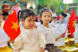 Tại Trường Mầm non Quy Nhơn (phường Quy Nhơn) trẻ háo hức đến trường. Ảnh: Hồ Điểm